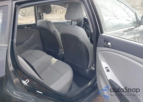 2015 Hyundai Accent Gs z USA, uszkodzony, nr VIN KMHCT5AE2FU231703